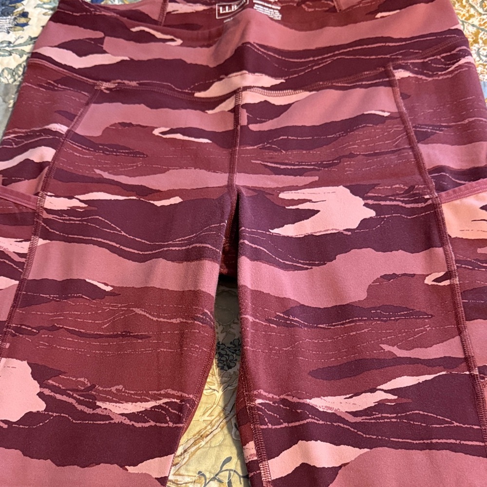 L.L. Bean Pink & Burgundy Camo Active Leggings